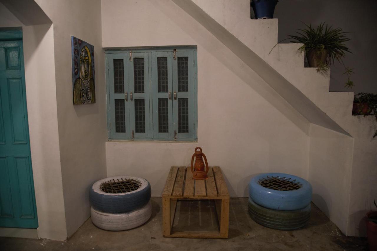 มูสตาช ขชุรโห Hostel ขชุราโห ภายนอก รูปภาพ