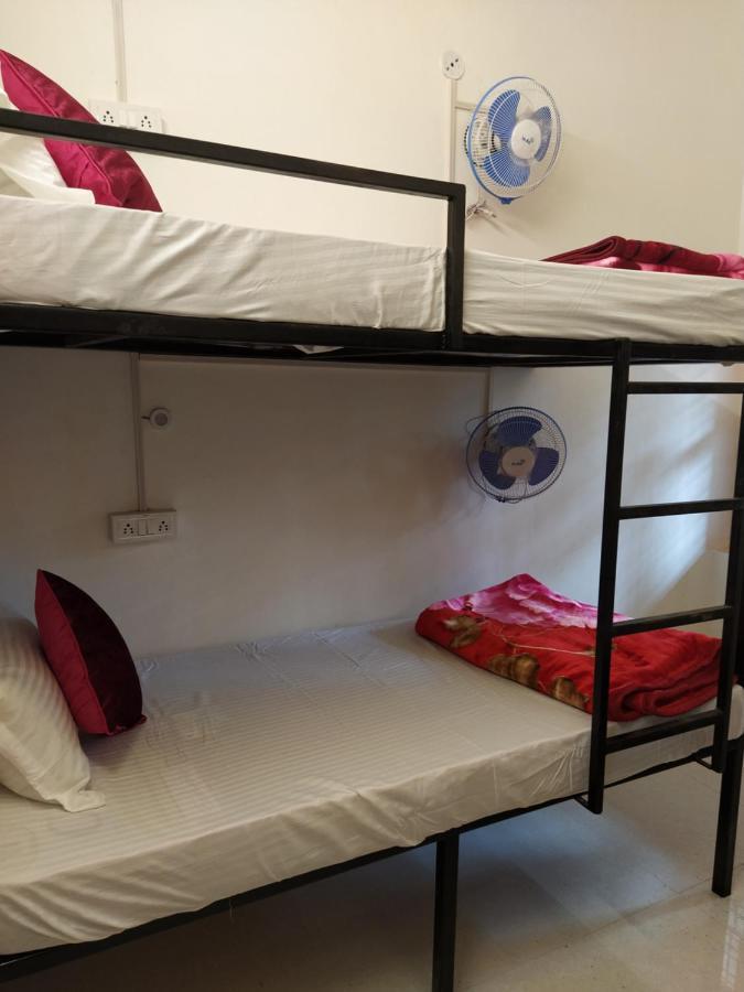 มูสตาช ขชุรโห Hostel ขชุราโห ภายนอก รูปภาพ