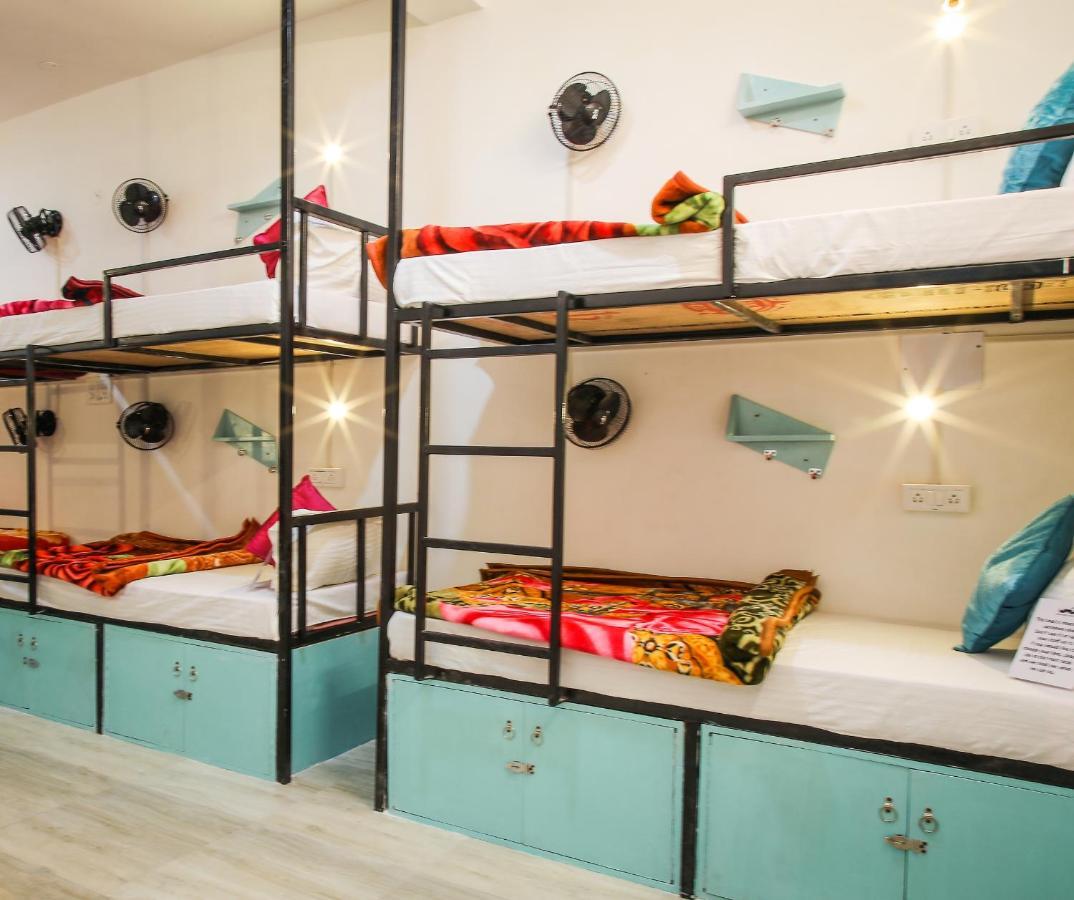 มูสตาช ขชุรโห Hostel ขชุราโห ภายนอก รูปภาพ
